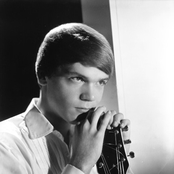 Brina Hyland - List pictures