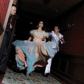 Lovemakers - List pictures