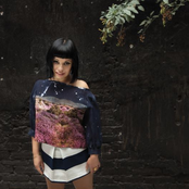 Amandi - List pictures