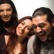 Camela - List pictures