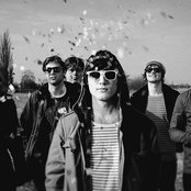 Team Me - List pictures