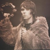 Ian Brown - List pictures