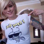 Megan Joy - List pictures