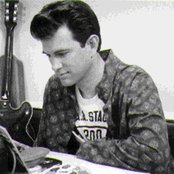Chris Isaak - List pictures