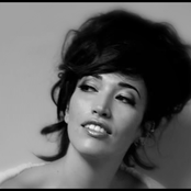 Nina Zilli - List pictures