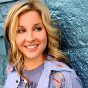Sunny Sweeney - List pictures