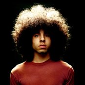 Kevin Michael - List pictures