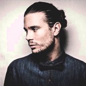 Robin Bengtsson - List pictures