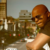 Devine Carama - List pictures