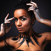 Aminata - List pictures