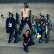 Magic Giant - List pictures