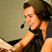 Harry Styles - List pictures