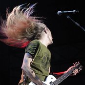 Jerry Cantrell - List pictures