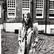 Marika Hackman - List pictures