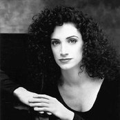 Robin Spielberg - List pictures