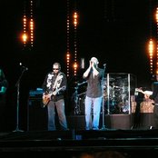 Live - List pictures