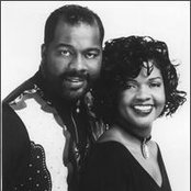 Bebe & Cece Winans - List pictures