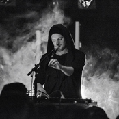 S O H N - List pictures