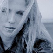 Anika Paris - List pictures