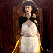 Nikki Lane - List pictures