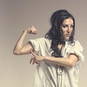 Sophia Somajo - List pictures