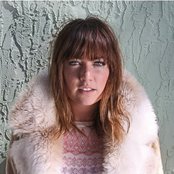 Chelsea Lankes - List pictures