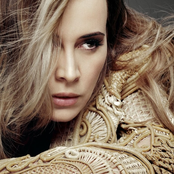 Anouk - List pictures