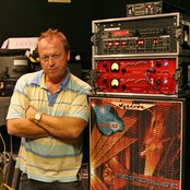 Mark King - List pictures