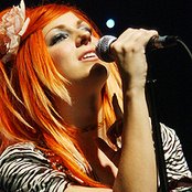 Bonnie Mckee - List pictures
