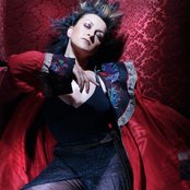 Ann Lee - List pictures