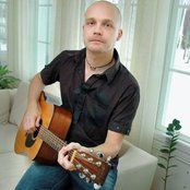 Juha Tapio - List pictures