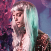 Kyla La Grange - List pictures