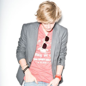 Cody Simpson - List pictures