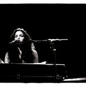 Norah Jones - List pictures