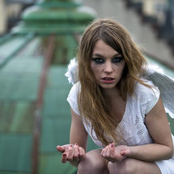 Anna Rossinelli - List pictures