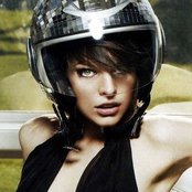 Milla Jovovich - List pictures