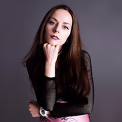 Hannah Diamond - List pictures