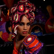 Sharon Doorson - List pictures