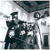 E.l.o. - List pictures