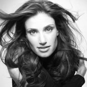Idina Menzel - List pictures