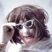 Gary Wilson - List pictures