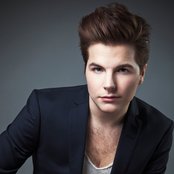 Robin Stjernberg - List pictures