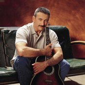 Aaron Tippin - List pictures