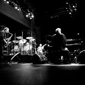 Bruce Hornsby & The Noisemakers - List pictures