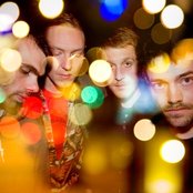 When Saints Go Machine - List pictures