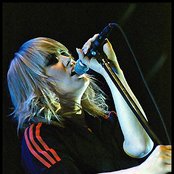 Anouk - List pictures