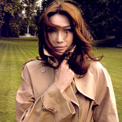 Carla Bruni - List pictures
