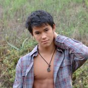 Booboo Stewart - List pictures