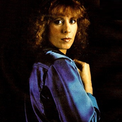 Marti Webb - List pictures