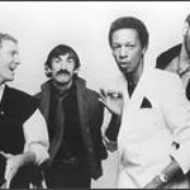 Nylons - List pictures